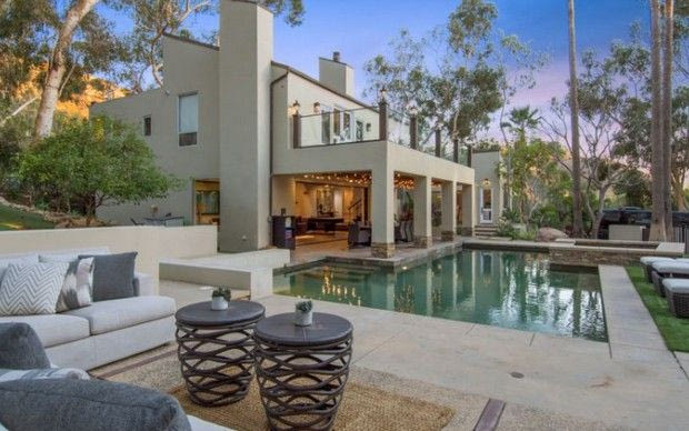 Το πουλάει το σπίτι! Εσύ πόσα θα έδινες για το… (υπερ)εξοχικό του Τζόρνταν