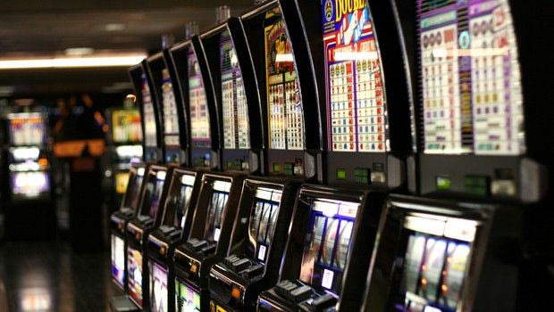 Ο κόσμος του Casino, Live Casino & Vegas βρίσκεται στο Stoiximan.gr!
