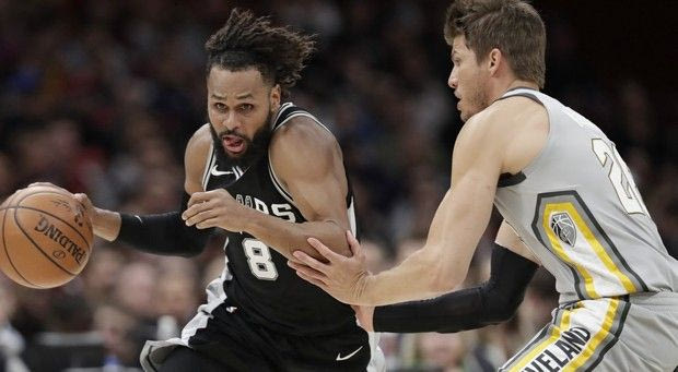 Πώς μ’ ένα tweet οι Καβς πέταξαν εκτός γηπέδου έναν ρατσιστή οπαδό