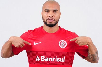 Φόρεσε από τώρα τα κόκκινα ο Μολέδο!