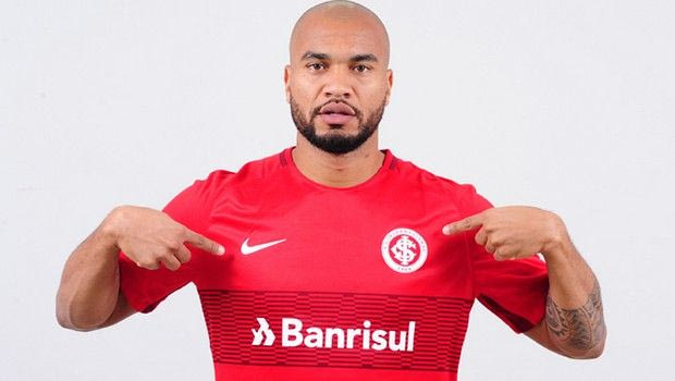 Φόρεσε από τώρα τα κόκκινα ο Μολέδο!