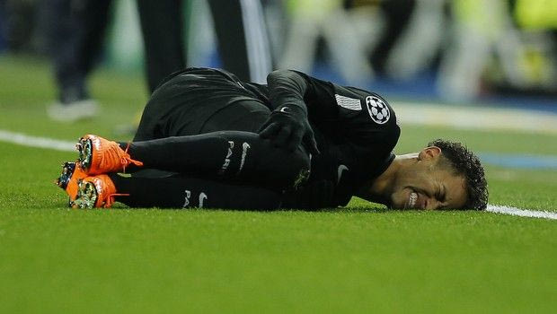 Το δεμένο πόδι του Νεϊμάρ ανεβάζει τον πυρετό του Έμερι…