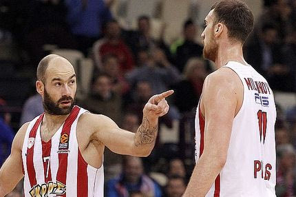 Ένας Ολυμπιακός, δύο ομάδες…