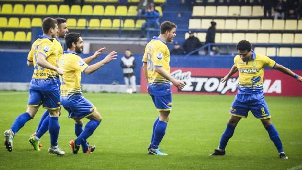 Οι γκολάρες του Ρόσα σπρώχνουν στον γκρεμό τον Πλατανιά