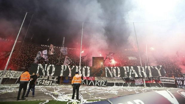 Οι οργανωμένοι επιβάλλουν… πυρσοαπαγόρευση