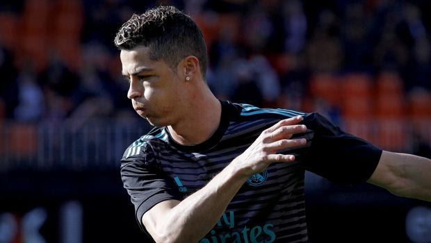 Ζεσταίνεται για Super Bowl ο Κριστιάνο Ρονάλντο