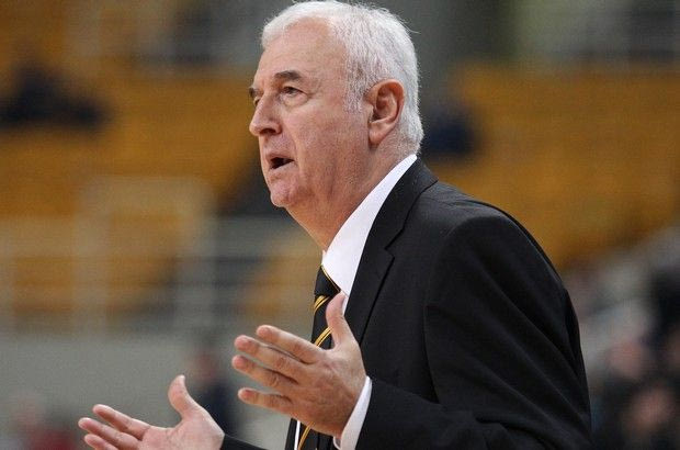 Το πήρε απόφαση ο Σάκοτα και φέρνει παίκτη…