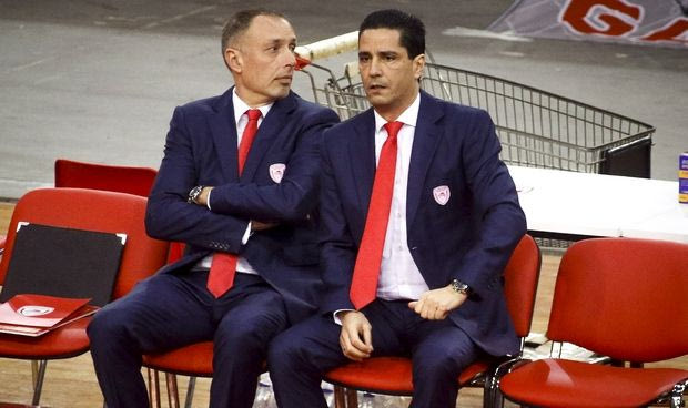 Έγινε σύνθημα στα χείλη των οργανωμένων ο Σφαιρόπουλος