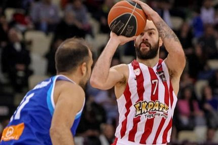 Δέκα λεπτά.. ξέσπασμα ήταν αρκετά στον Ολυμπιακό