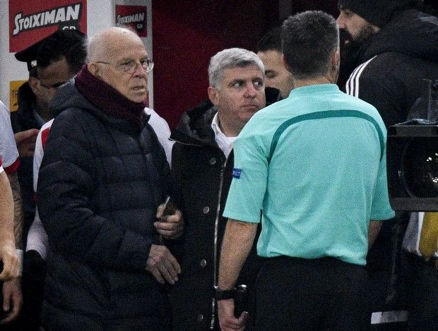 Ο Θεοδωρίδης περίμενε τέτοια… διαιτησία