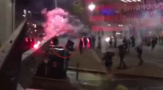 Το συγκλονιστικό βίντεο από την κατάρρευση του αστυνομικού