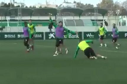 Γλέντησαν τον μέτοχο Χοακίν