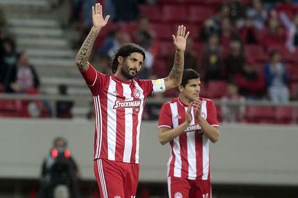 Ευχές σε Ολυμπιακό στα ελληνικά ο Τσόρι