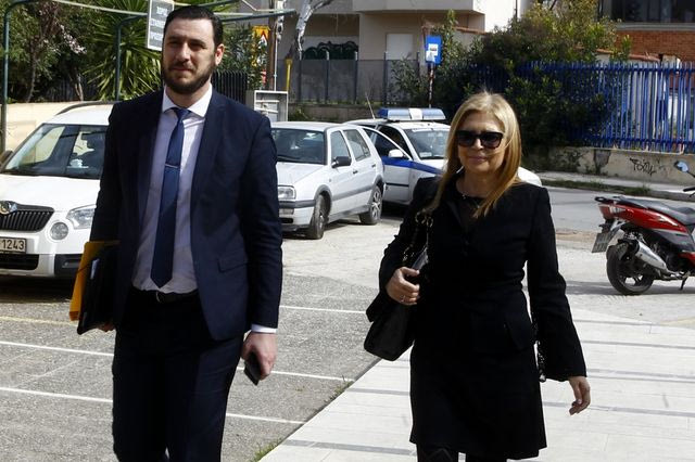 Η ΑΕΚ δεν αλλάζει την υπερασπιστική γραμμή