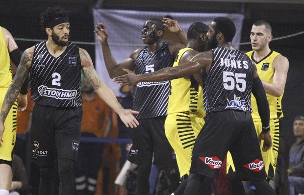 Ο ΠΑΟΚ και ο… πρώην σπρώχνουν τον Άρη στον γκρεμό