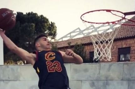 Η ρήτρα 500 εκατ. ευρώ γι’ αυτό το… κάρφωμα είναι λίγη!