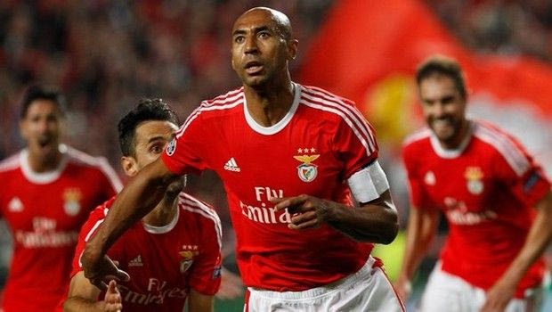 Ο Λουιζάο είναι ΑΡΧΗΓΟΣ με τα όλα του!