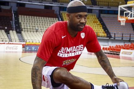 Ο Μπόμπι Μπράουν είναι έτοιμος για το ντέρμπι και το έδειξε μέσω VIDEO!