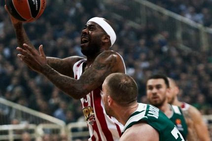 Τα ερυθρόλευκα παπούτσια του Μπόμπι Μπράουν δεν τα είδες…