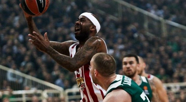 Τα ερυθρόλευκα παπούτσια του Μπόμπι Μπράουν δεν τα είδες…