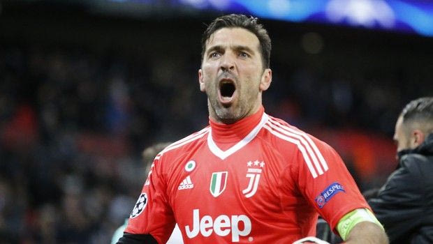 Ναύλωσε αεροπλάνο για την κηδεία του Αστόρι ο Μπουφόν!