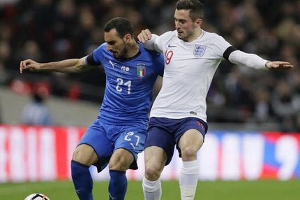 Έκανε ντεμπούτο στα “τρία λιοντάρια” και χάρισε 17.000 λίρες στον παππού του!