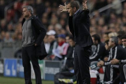 Ο Μουρίνιο τον “κάρφωσε”, αυτός είναι υπεράνω και γυρίζει και το άλλο μάγουλο!