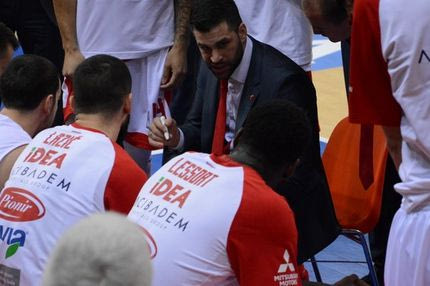 Ο Αλιμπίγεβιτς έγινε στον πάγκο… Ομπράντοβιτς και Ίβκοβιτς μαζί!