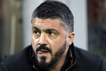 Τα τρία μπαλάκια της γιαγιάς του Γκατούζο