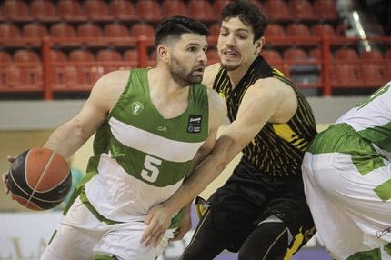 Η Λάρισα βύθισε και άλλο τον Άρη, συνεχίζει την πασαρέλα το Λαύριο