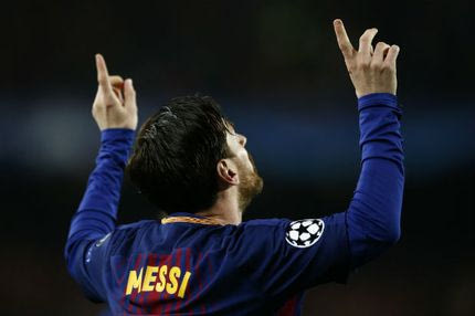 Προσκύνησαν το “βασιλιά” κι αυτός έκανε ιστορικό ρεκόρ