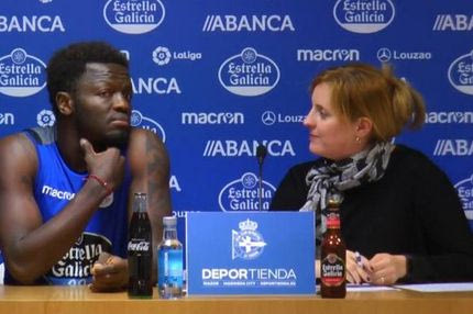 Η απάντηση του Μουντάρι σε γυναίκα δημοσιογράφο που “πάγωσε” την αίθουσα!