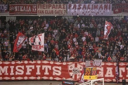 Ο κόσμος του Ολυμπιακού πιστεύει ΠΟΛΥ την ομάδα του Σφαιρόπουλου και το έδειξε!