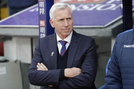 Μία νίκη σε 16 ματς, αλλά δεν τον κουνάει κανείς