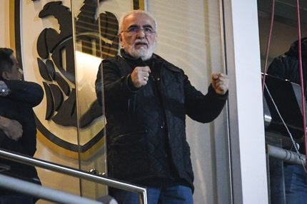 Όλο το στόρι πίσω από την μεταμεσονύκτια ανακοίνωση Σαββίδη