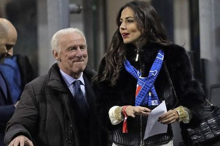 Ο Τραπατόνι θέλει να γυρίσει στους πάγκους αλλά έφαγε ΑΚΥΡΟ από τη σύζυγό του!