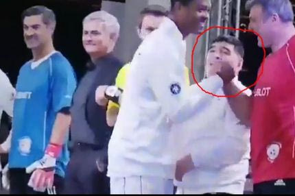 Ο Κλάιφερτ άφησε τον Μαραντόνα με το χέρι να κρέμεται στον… αέρα!