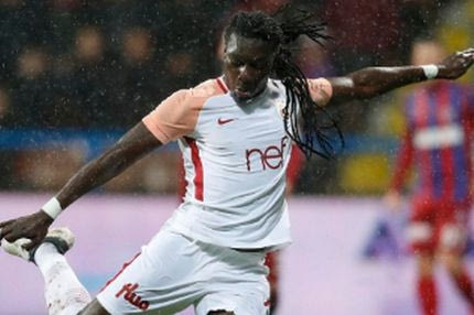 Τέσσερα γκολ σε 28 λεπτά ο Γκομίς!