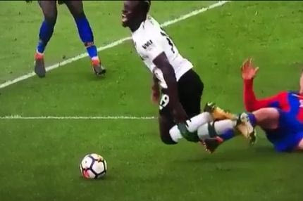 Τη βουτιά του Μανέ, θα ζήλευε και ο… Φελπς!