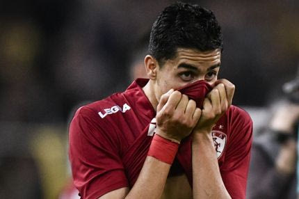 Διαψεύδει για Μασούρα – Ολυμπιακό ζητώντας… περισσότερα η ΑΕΛ