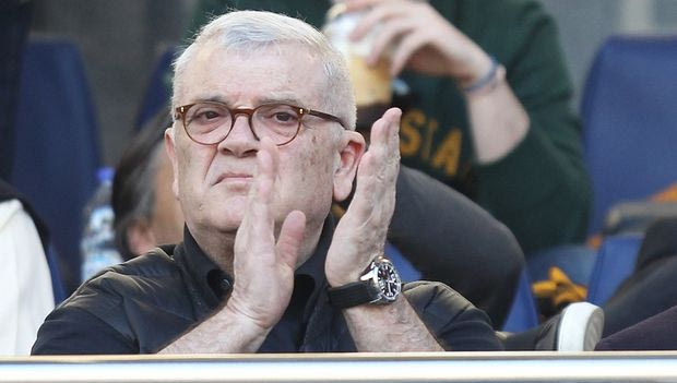 Η βραδινή επίσκεψη στο κότερο του Μελισσανίδη έβγαλε… είδηση