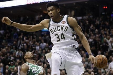 Εντυπωσιάζει ο Αντετοκούνμπο στην… Καλλιθέα