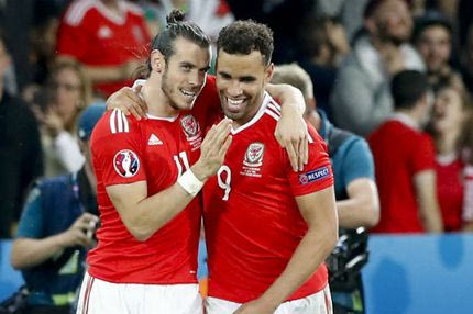 Ο παρτενέρ του… Μπέιλ στην επίθεση του Ολυμπιακού