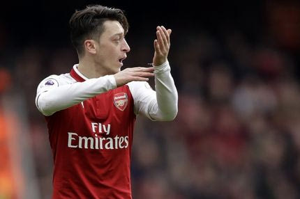 Από το “άντε γ@@@σου” σε… αγκαλίτσες και φιλάκια