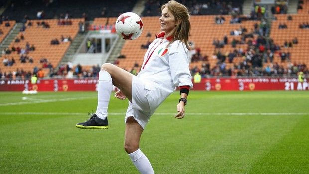 Άρωμα (διάσημης) γυναίκας στο Μίλαν-Νάπολι!