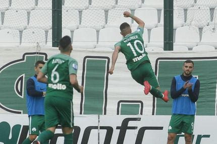 Τους κερδίζει στο γήπεδο και τους χάνει στα δικαστήρια