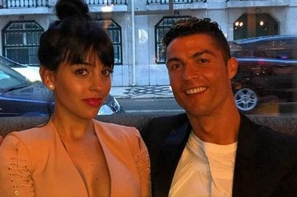 Ο Κριστιάνο μόνο ως… μοντέλο μπορούσε να πετάξει για το Μόναχο!