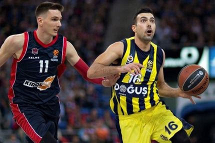 Σιγά μην έχανε ο Ζοτς το ραντεβού με τον Σάρας