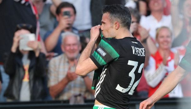 Και ο Φαν Πέρσι… τίμησε τον Βενγκέρ με γκολάρα