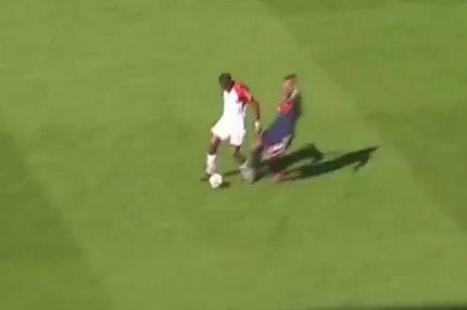 Διπλή γκάφα και αυτογκόλ για την Μπάγερν